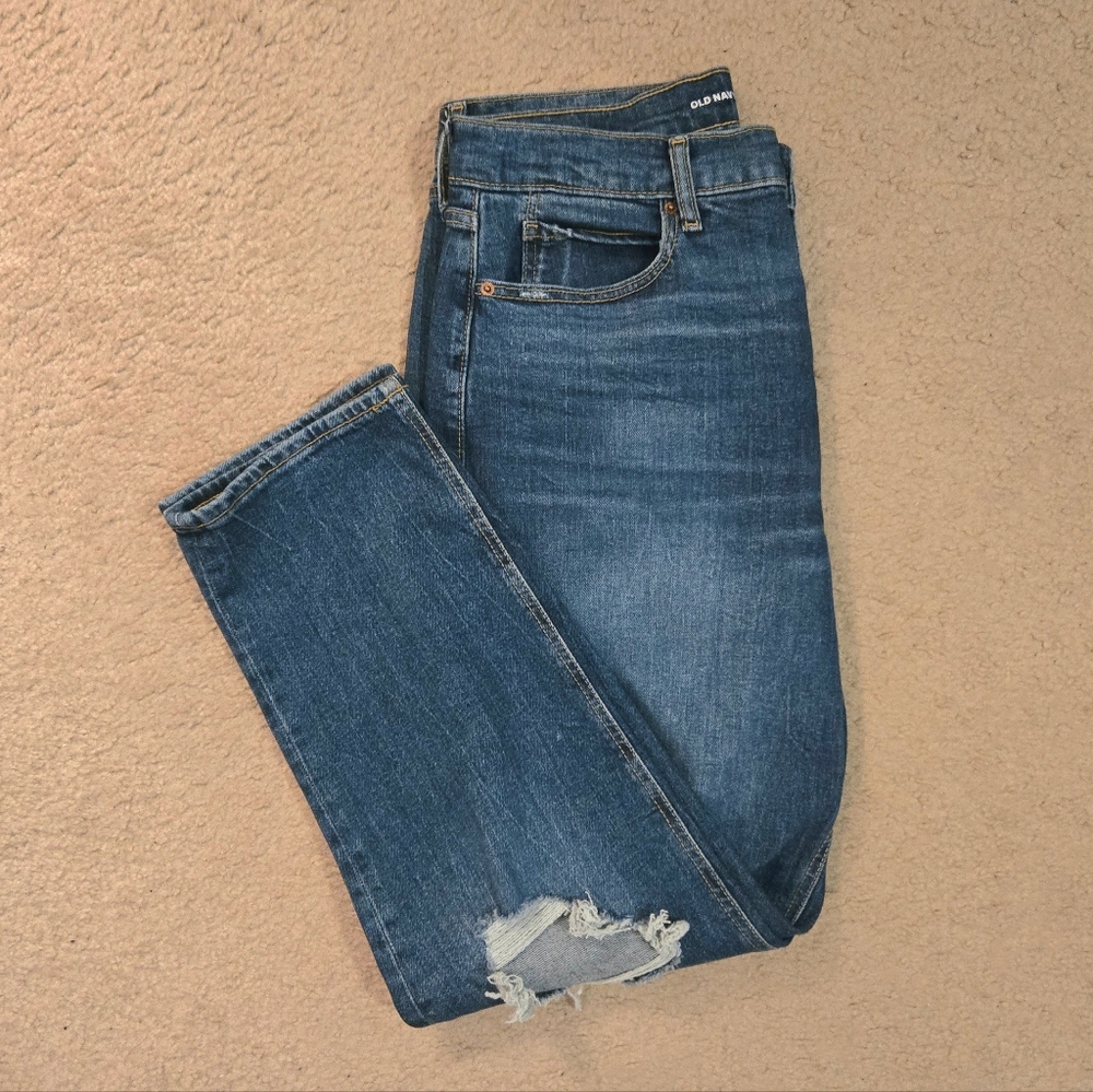 Old Navy Relaxed Distressed Jeans Size 12 - Picture 3 of 5